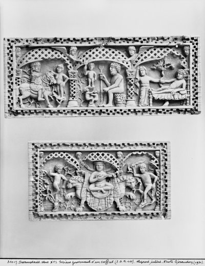 Twee plaquettes van een kist door Byzantine